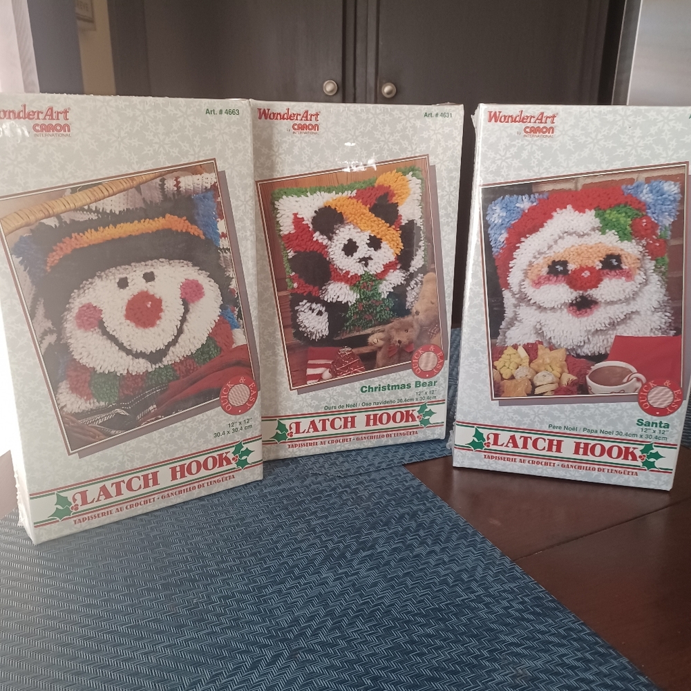 Vintage Wonderart LATCH & HOOK kit-set Of 3